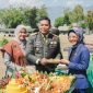 Ketua DPRD Sulteng, Nilam Sari (kanan) saat menerima tumpeng HUT ke-78 TNI dari Danrem 132 Tadulako, Brigjen Dody Triwinarto, Kamis. 5 Oktober 2023 Foto: Istimewa