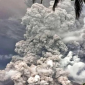 Gunung Ruang di Kabupaten Kepulauan Siau Tagulandang Biaro (Sitaro), Sulawesi Utara, kembali erupsi