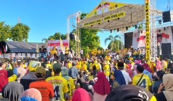 Ribuan Pendukung Erwin Burase-Abdul Sahid Padati Kampanye Akbar di Tinombo. Foto: Istimewa