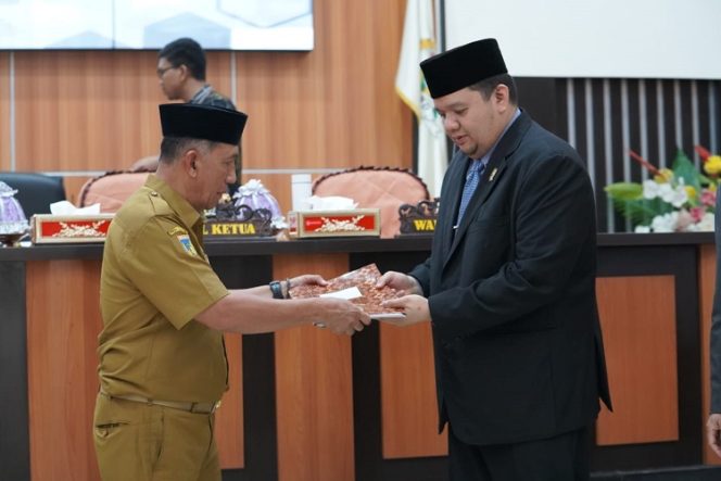 
 Rapat DPRD Kota Palu: Kebijakan Baru untuk Peningkatan Pelayanan Masyarakat. Foto: Istimewa