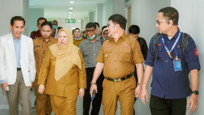 
 Wakil Gubernur Sulawesi Tengah, dr. Reny A. Lamadjido, melakukan kunjungan ke RSUD Undata pada Selasa, 11 Maret 2025. Foto: Pemprov Sulteng